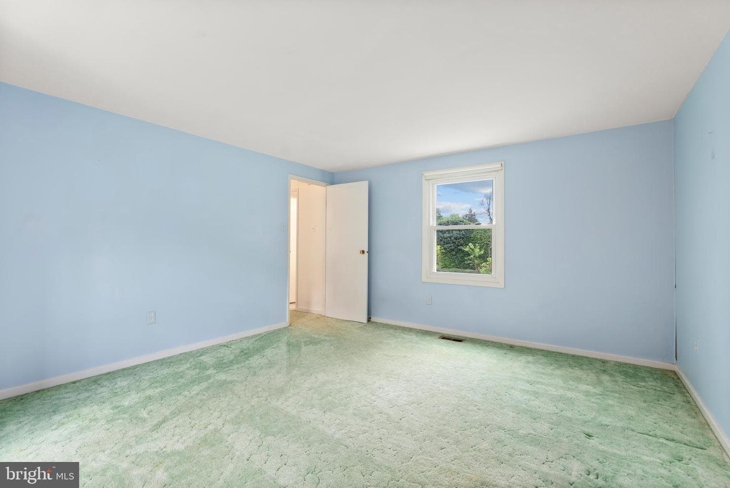 8339 Tally Ho Road photo 32