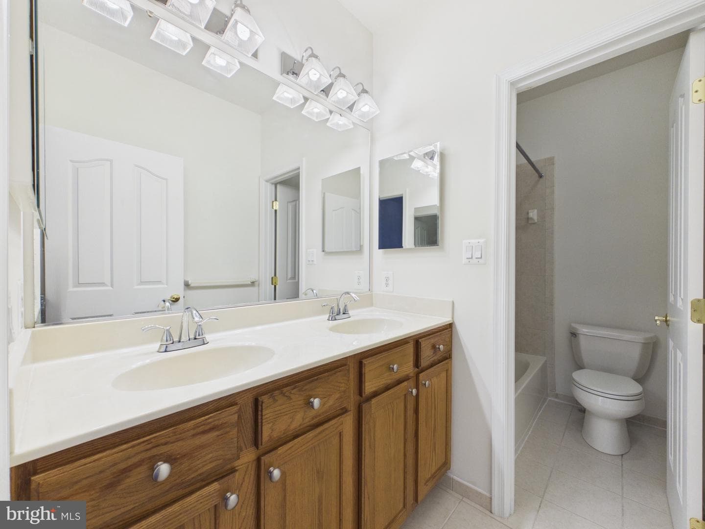 9411 Reservoir Hill Court photo 26