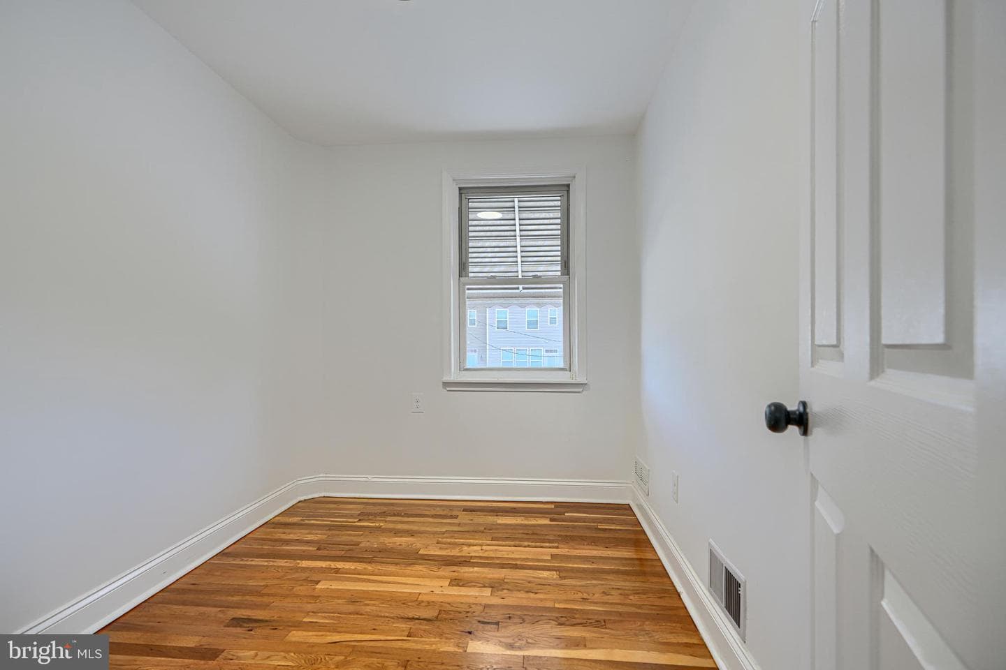 5 Cardinal Road photo 22