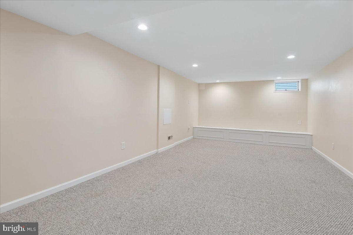 535 Dunkirk Road photo 24