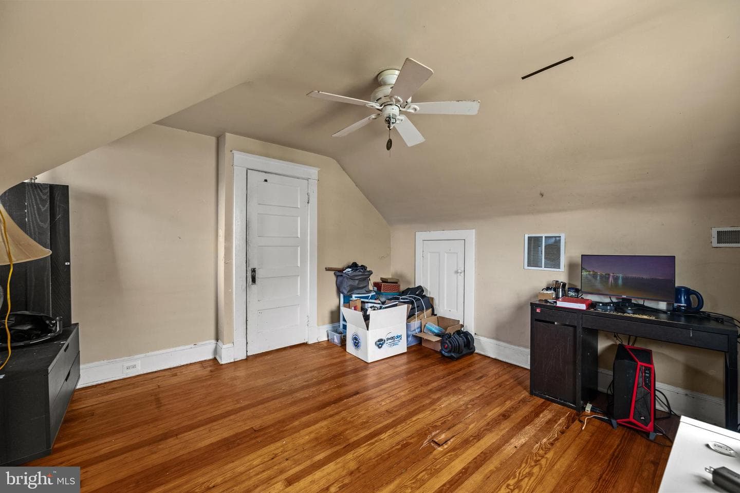 52 N Prospect Avenue N photo 16
