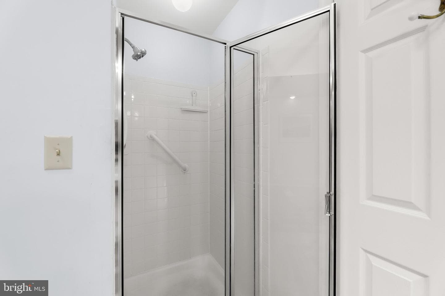 16 Hewetson Court photo 25