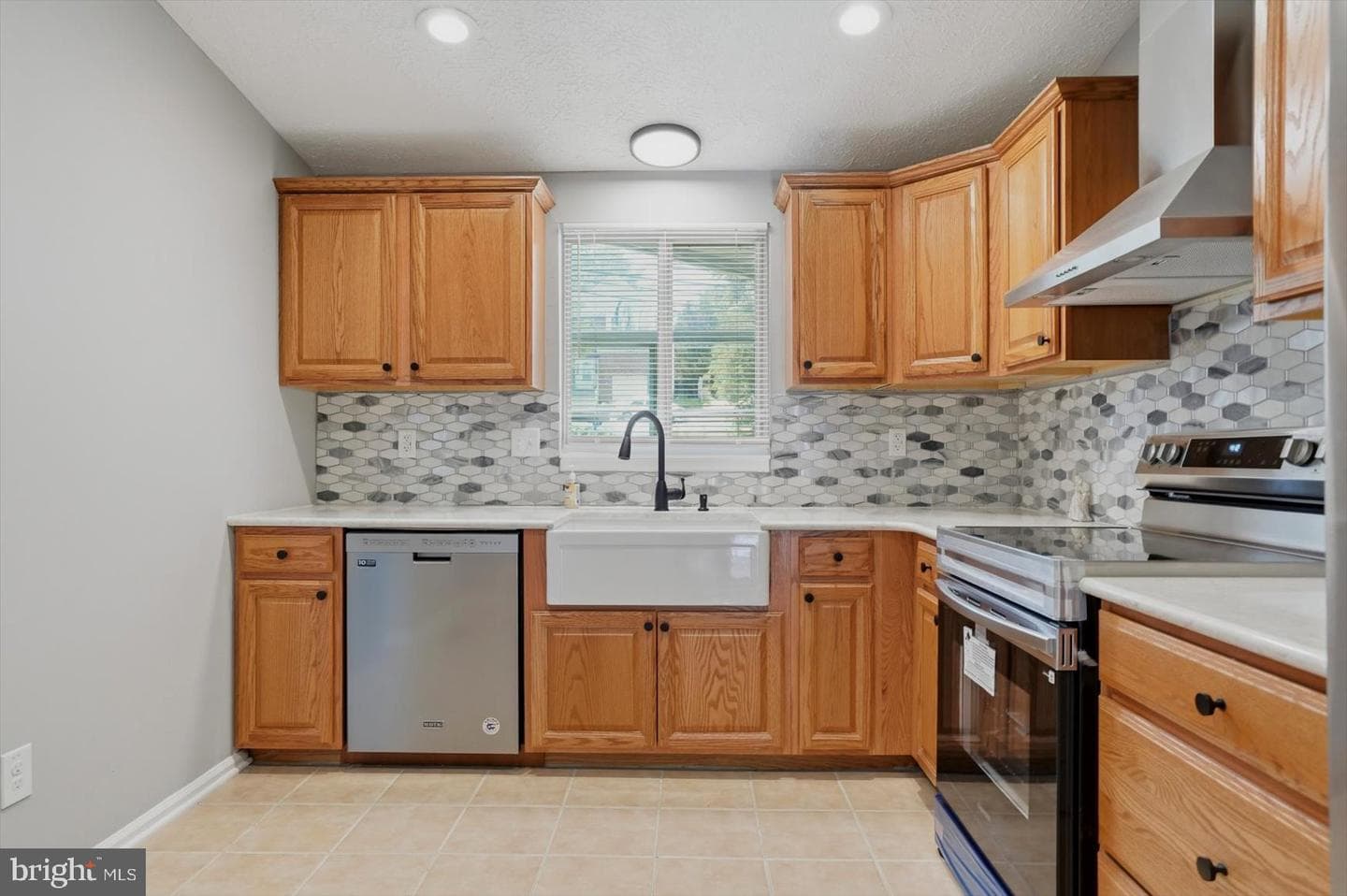 3709 Redberry photo 14
