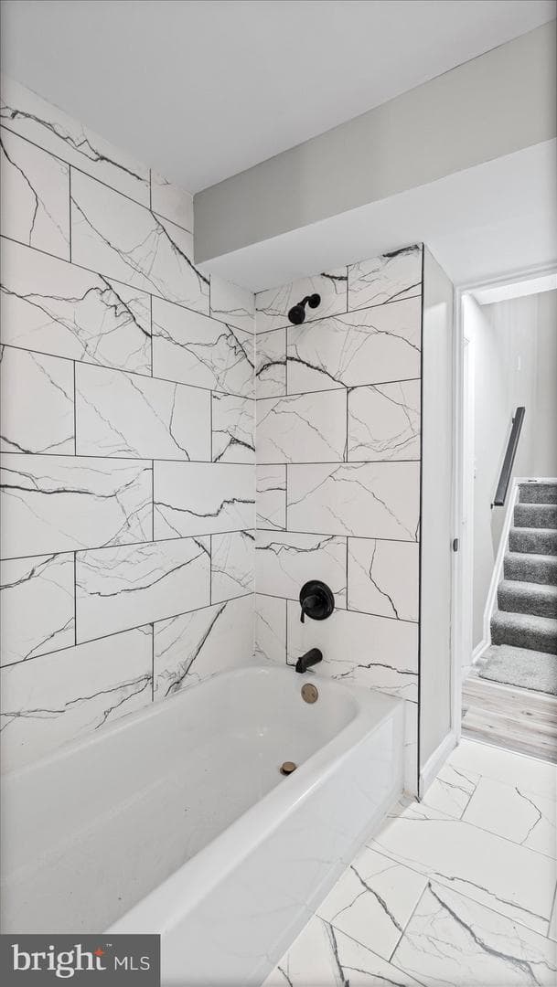 3709 Redberry photo 38