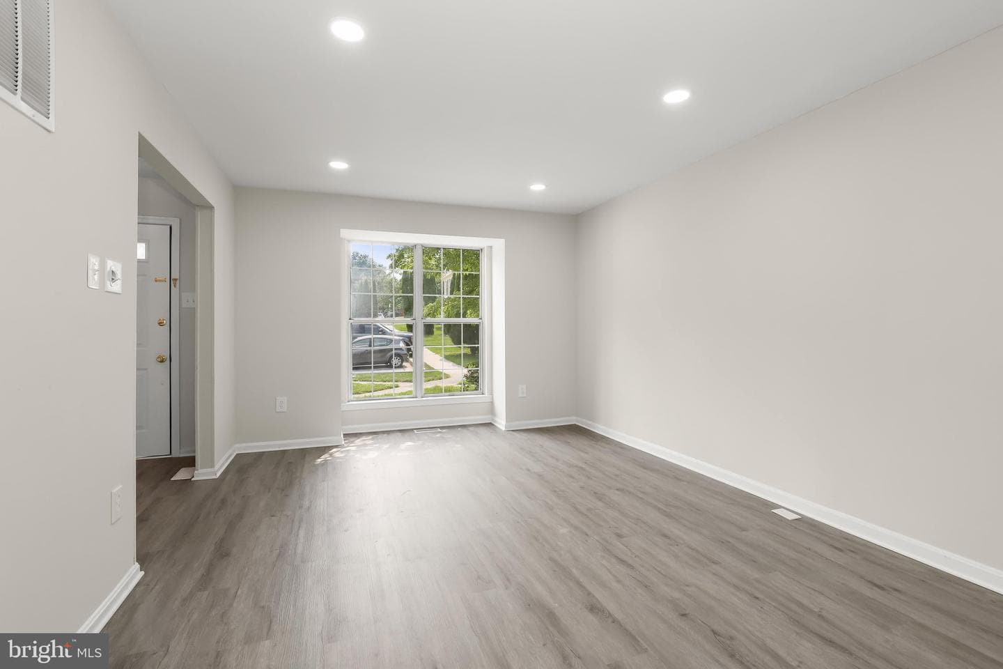 18 Hiddencreek Court photo 13