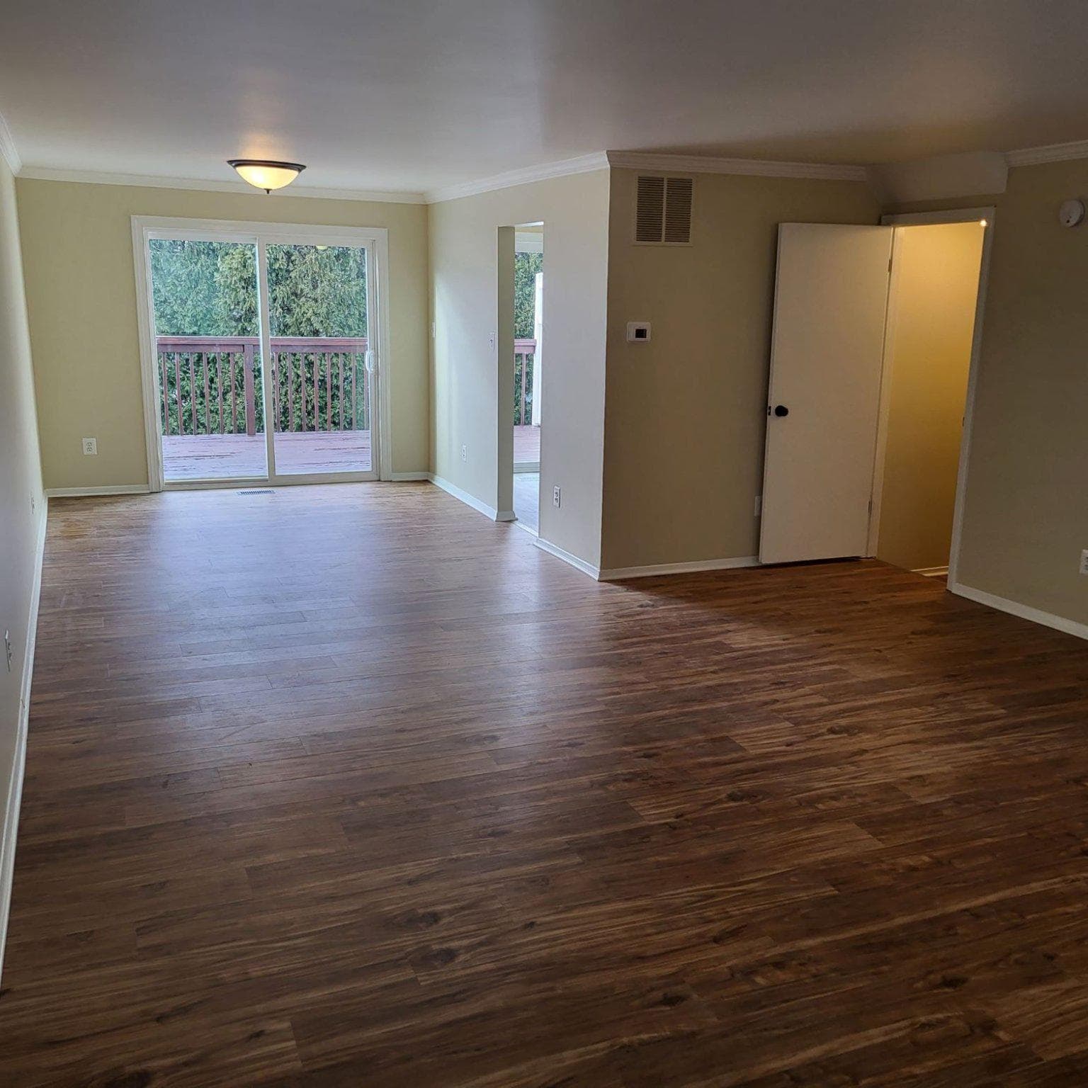 8 Perryfalls Place photo 4