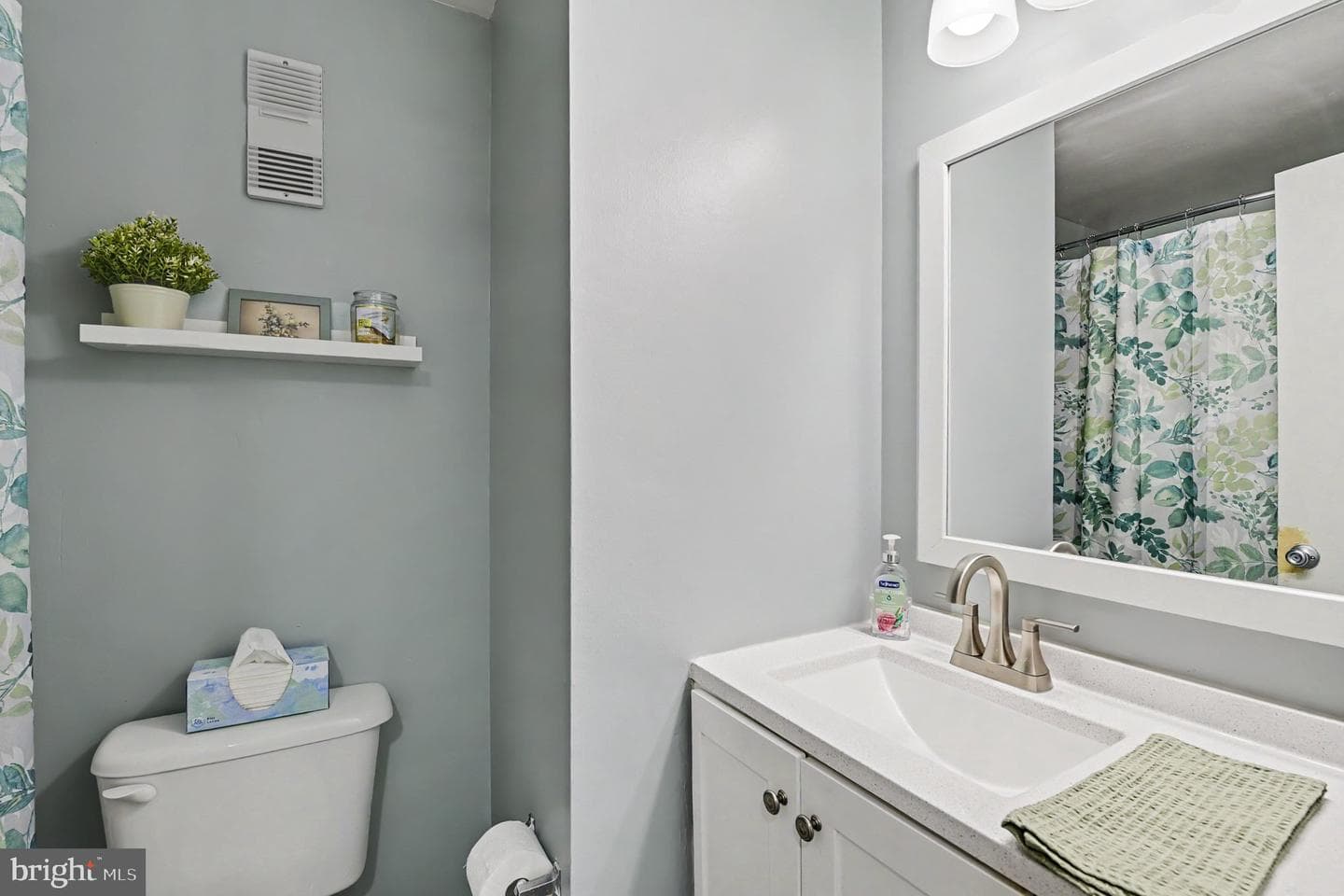 9121 Deviation Road photo 20