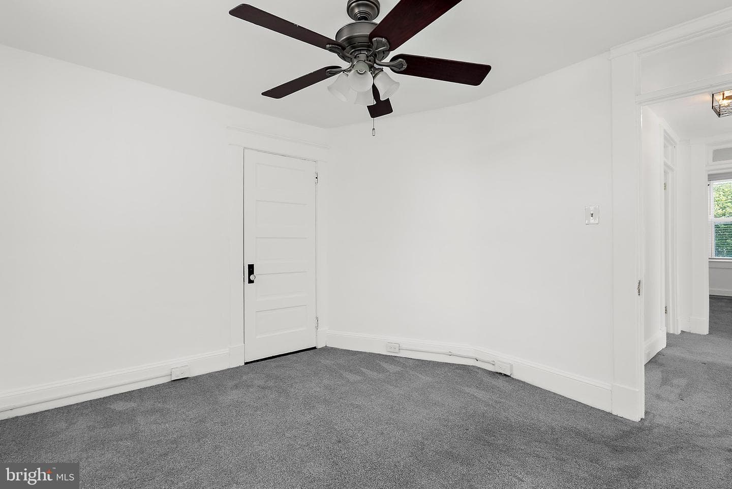 2621 Hillcrest photo 17