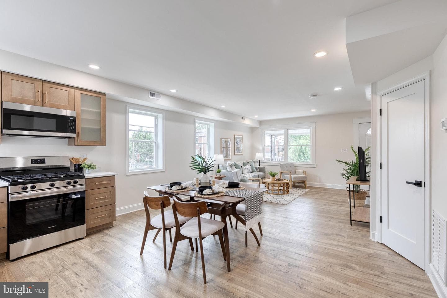 6854 Dunbar Road photo 14