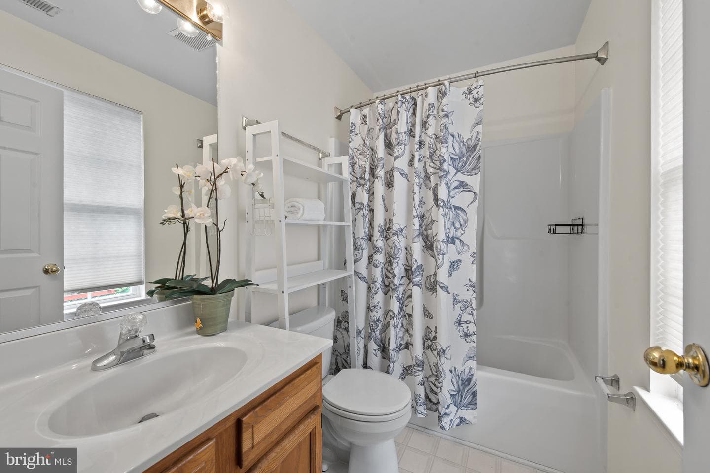 1 Overhill Road photo 24