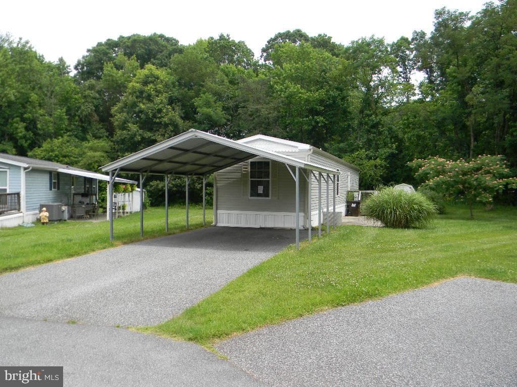 22 Tamarac Trail photo 3