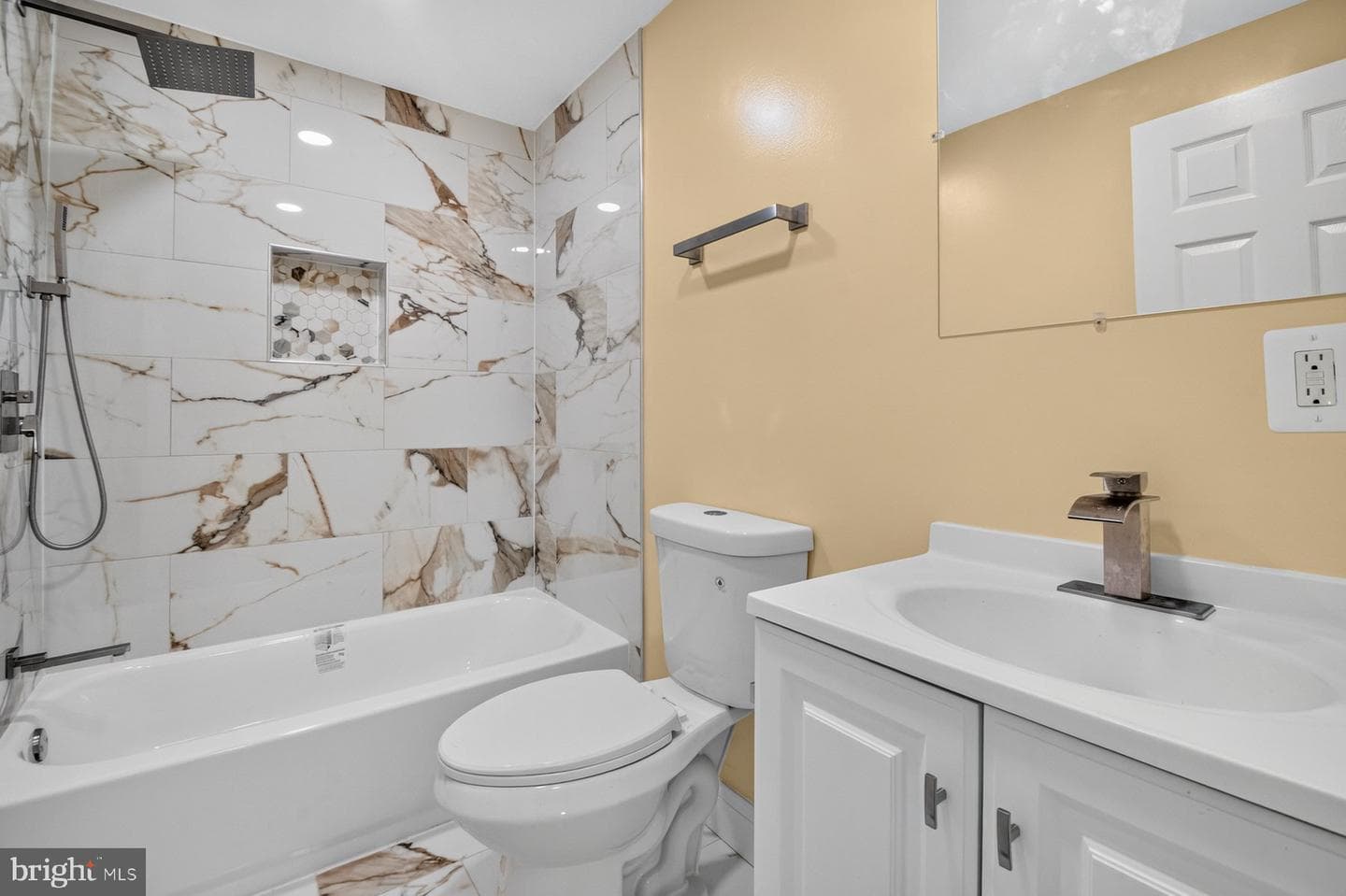 3439 Court Way photo 11
