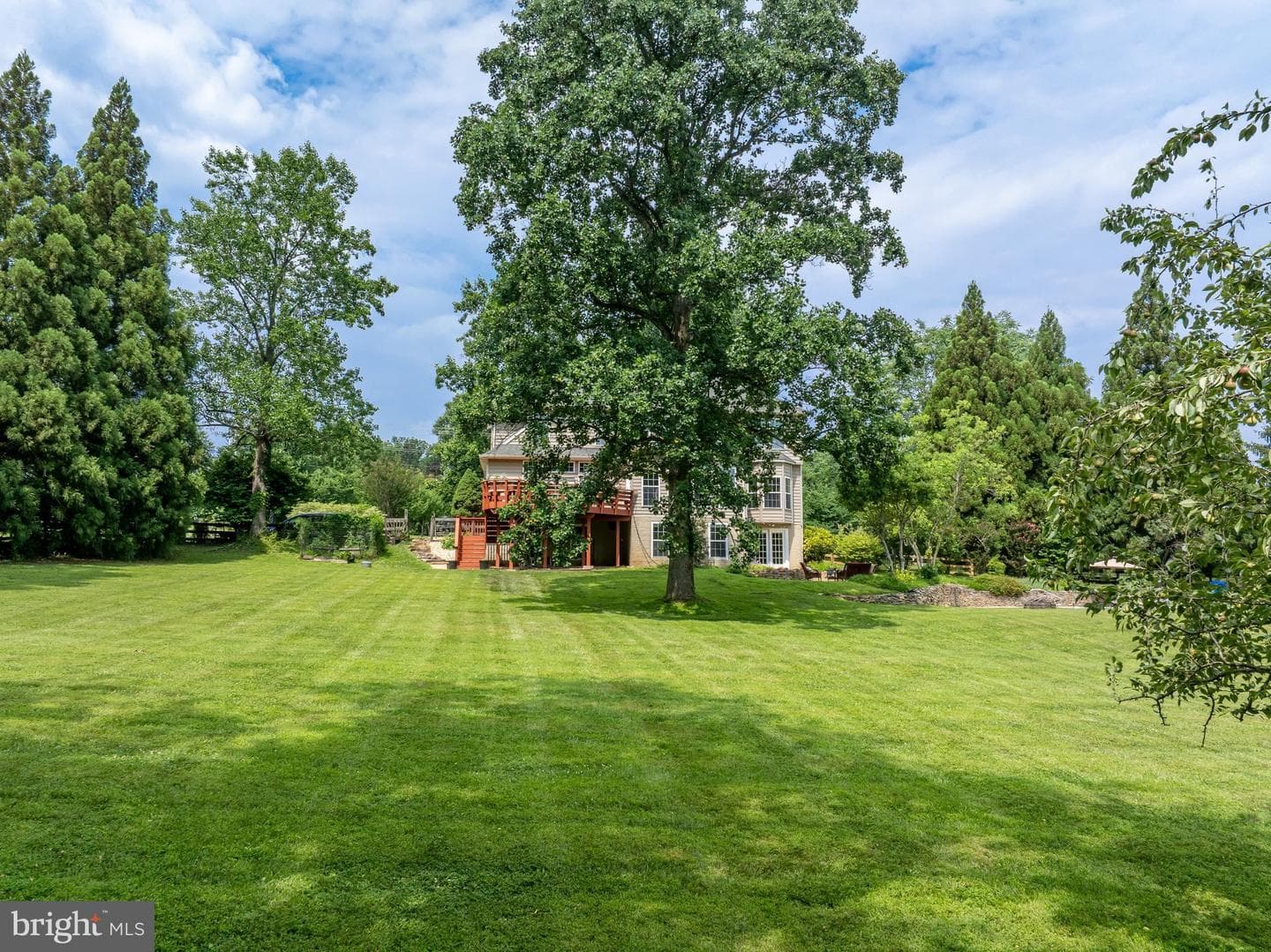 13215 Falls Road photo 29