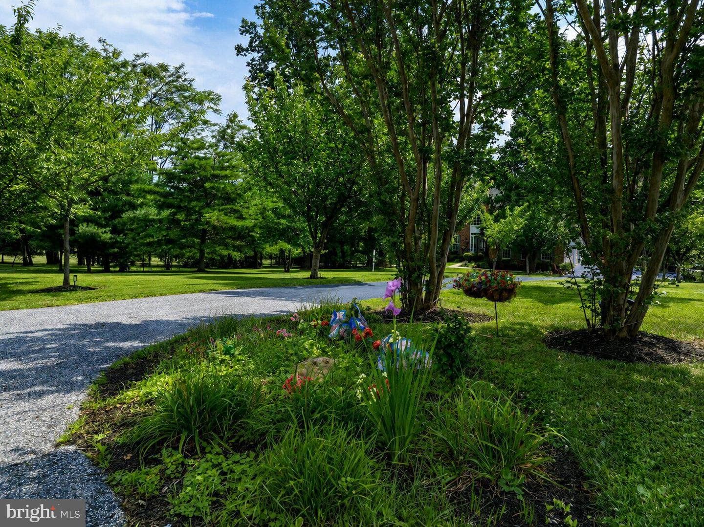 13215 Falls Road photo 32