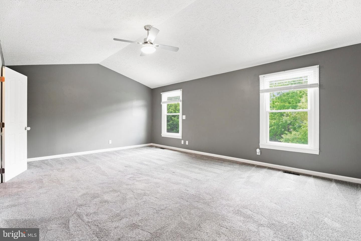 12424 Falls Road photo 46
