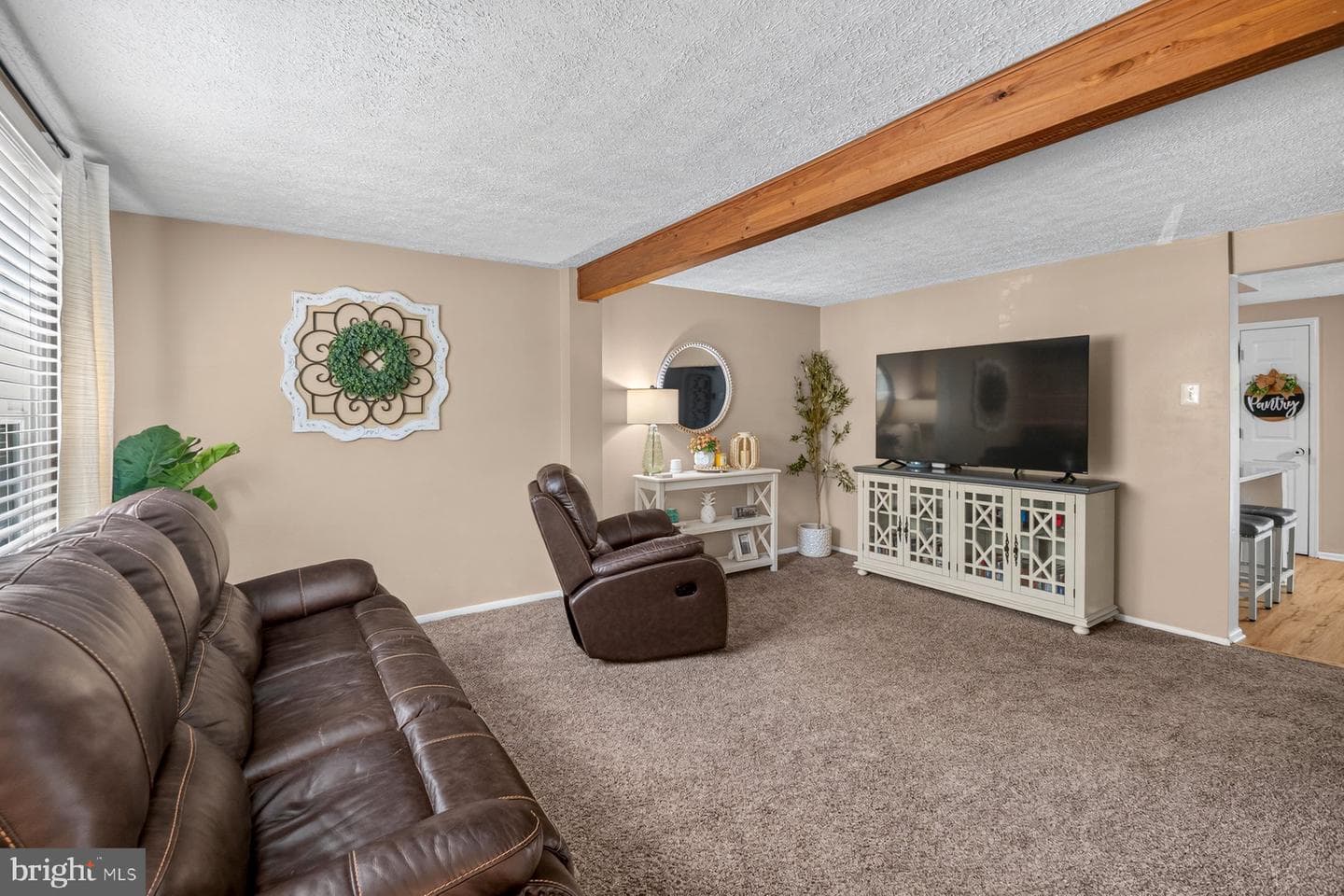 4932 Berryhill Circle photo 5