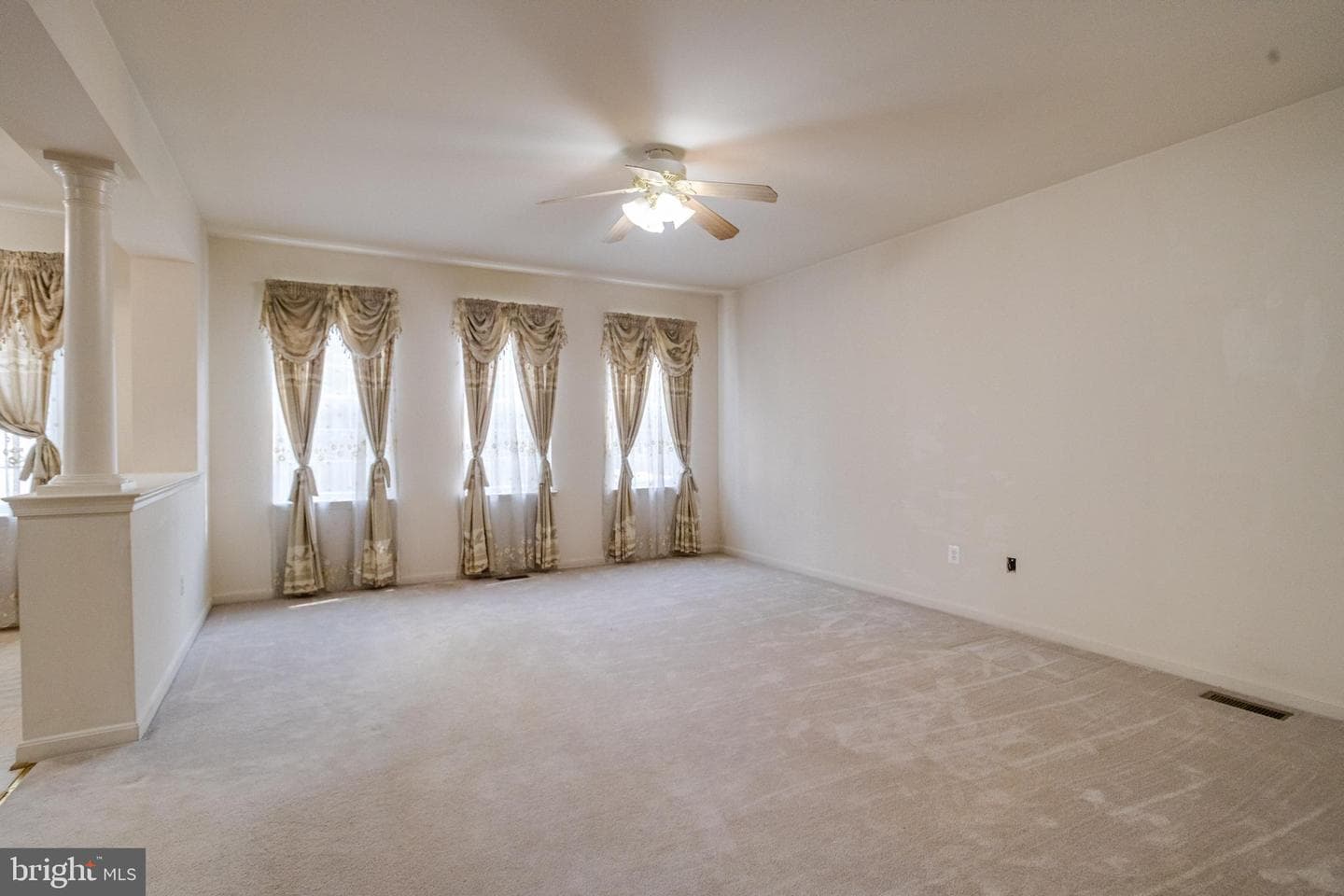 221 Seamaster Road photo 15