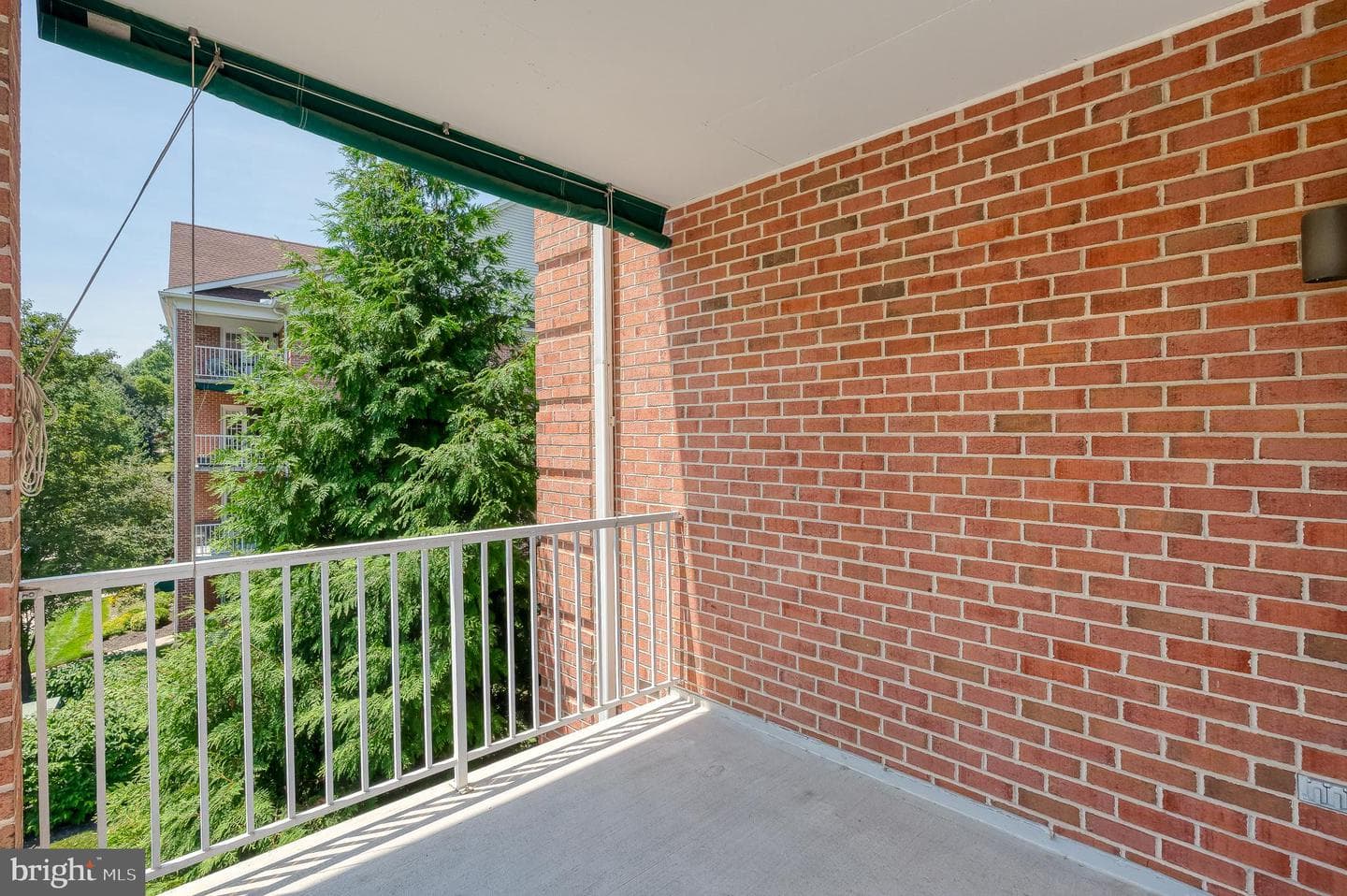 620 Straffan Drive #302 photo 35
