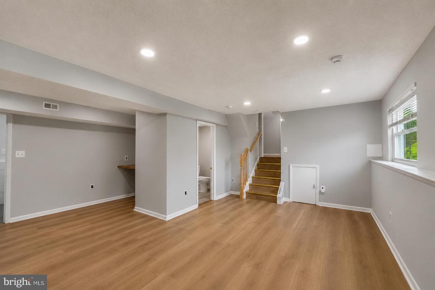 1414 King William Drive photo 30