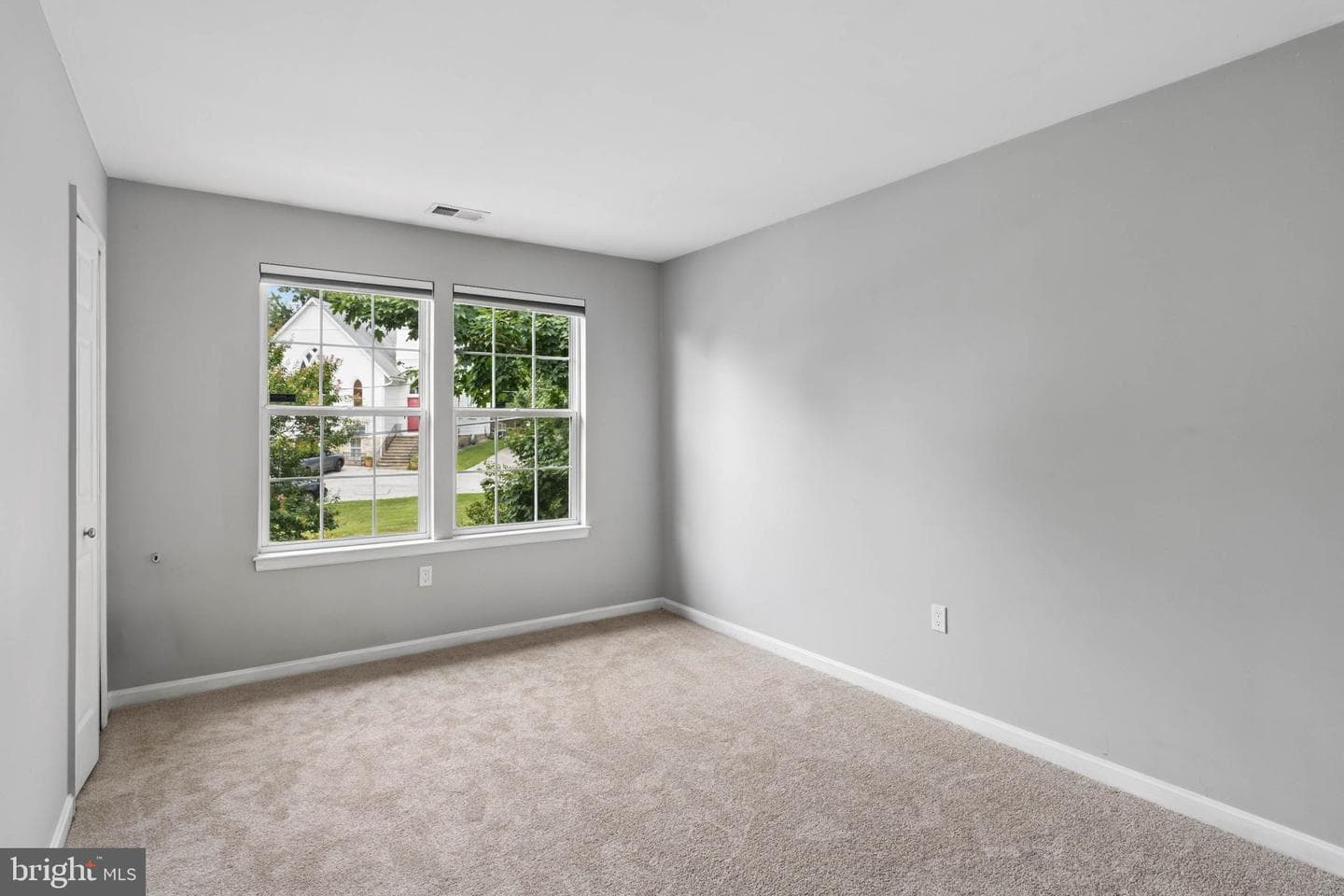 1429 Bellona Avenue photo 35