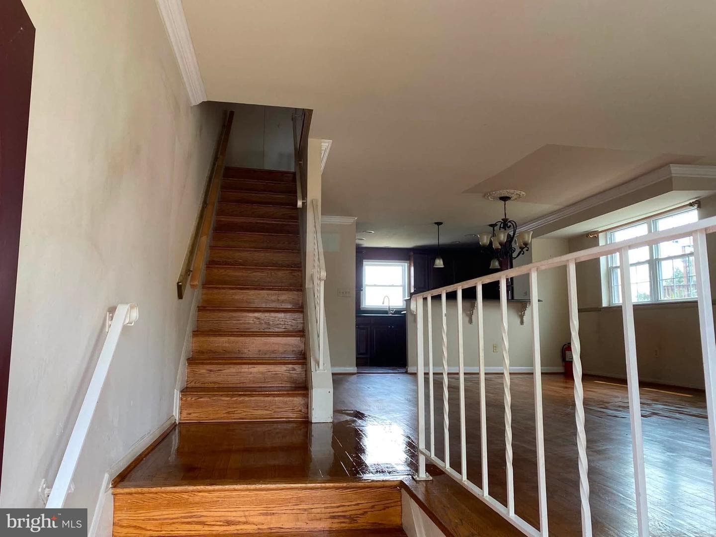 907 Stormont Circle photo 5