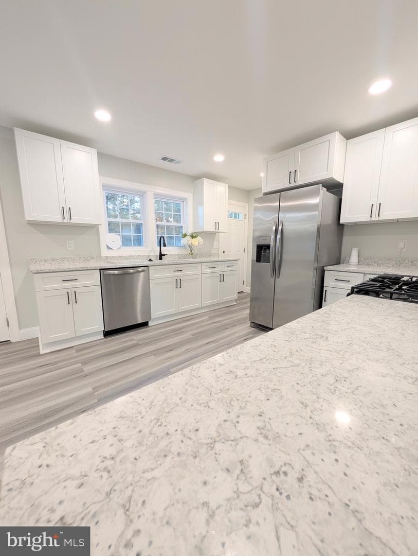8903 Flagstone Circle photo 4