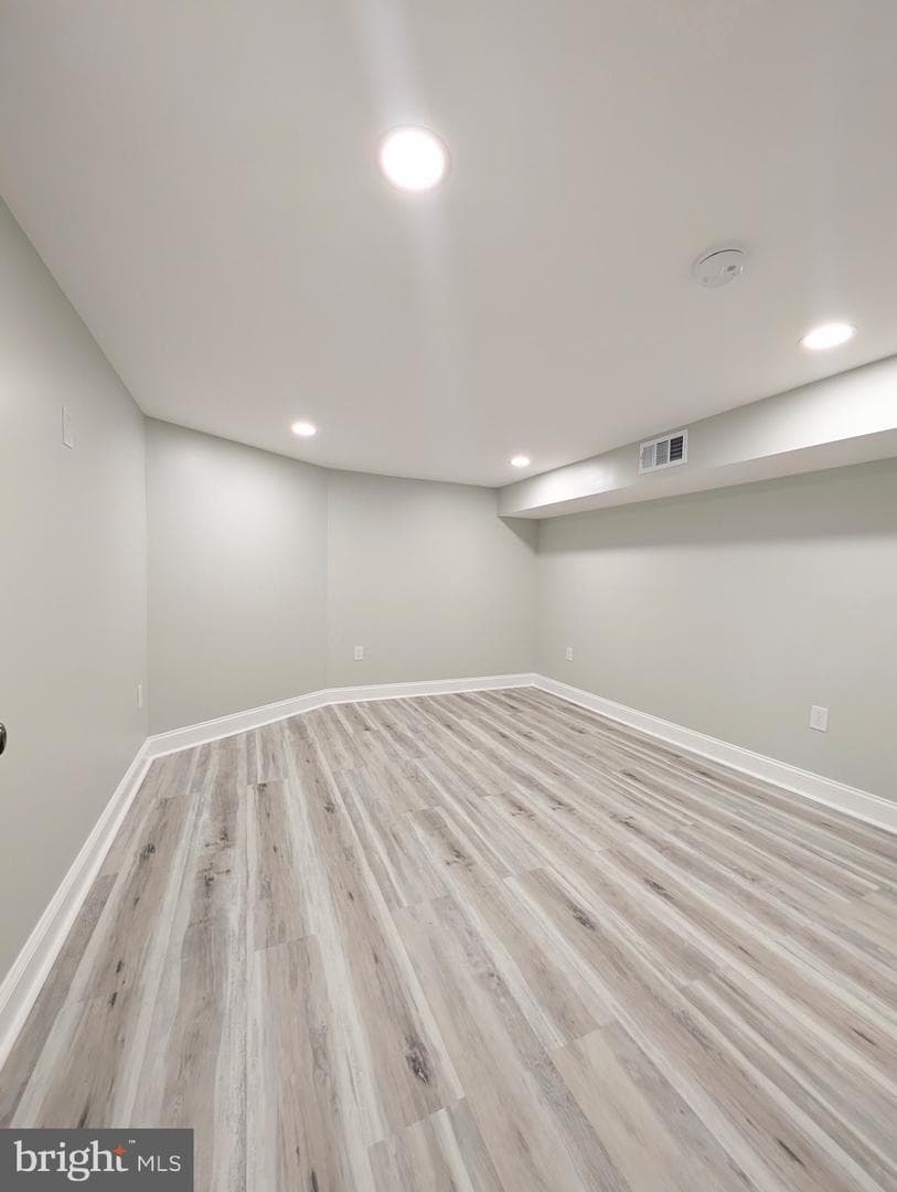 8903 Flagstone Circle photo 9