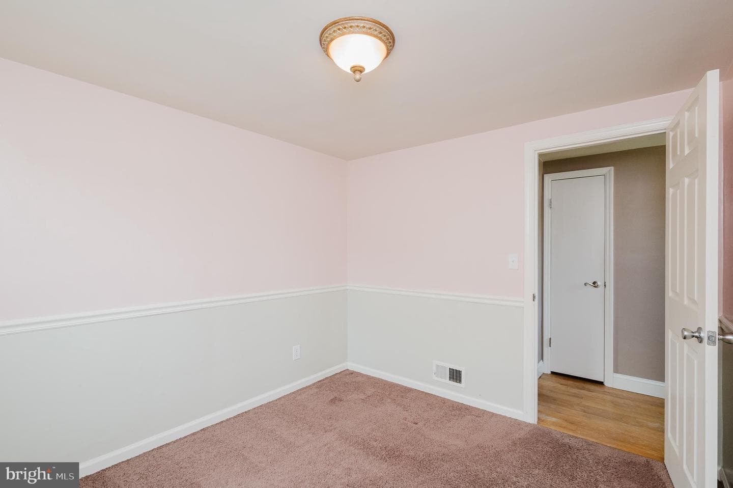 1509 Neighbors Avenue photo 27