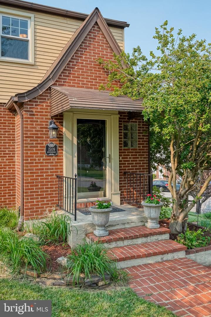 1509 Neighbors Avenue photo 54