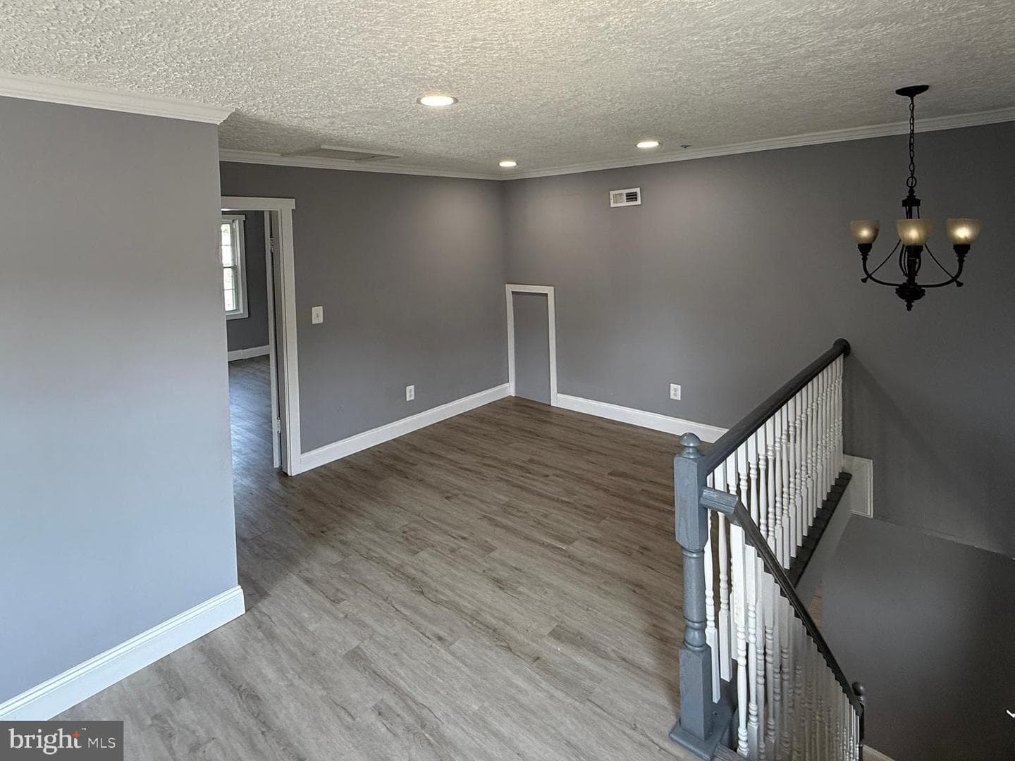 7875 Oakdale Avenue photo 29