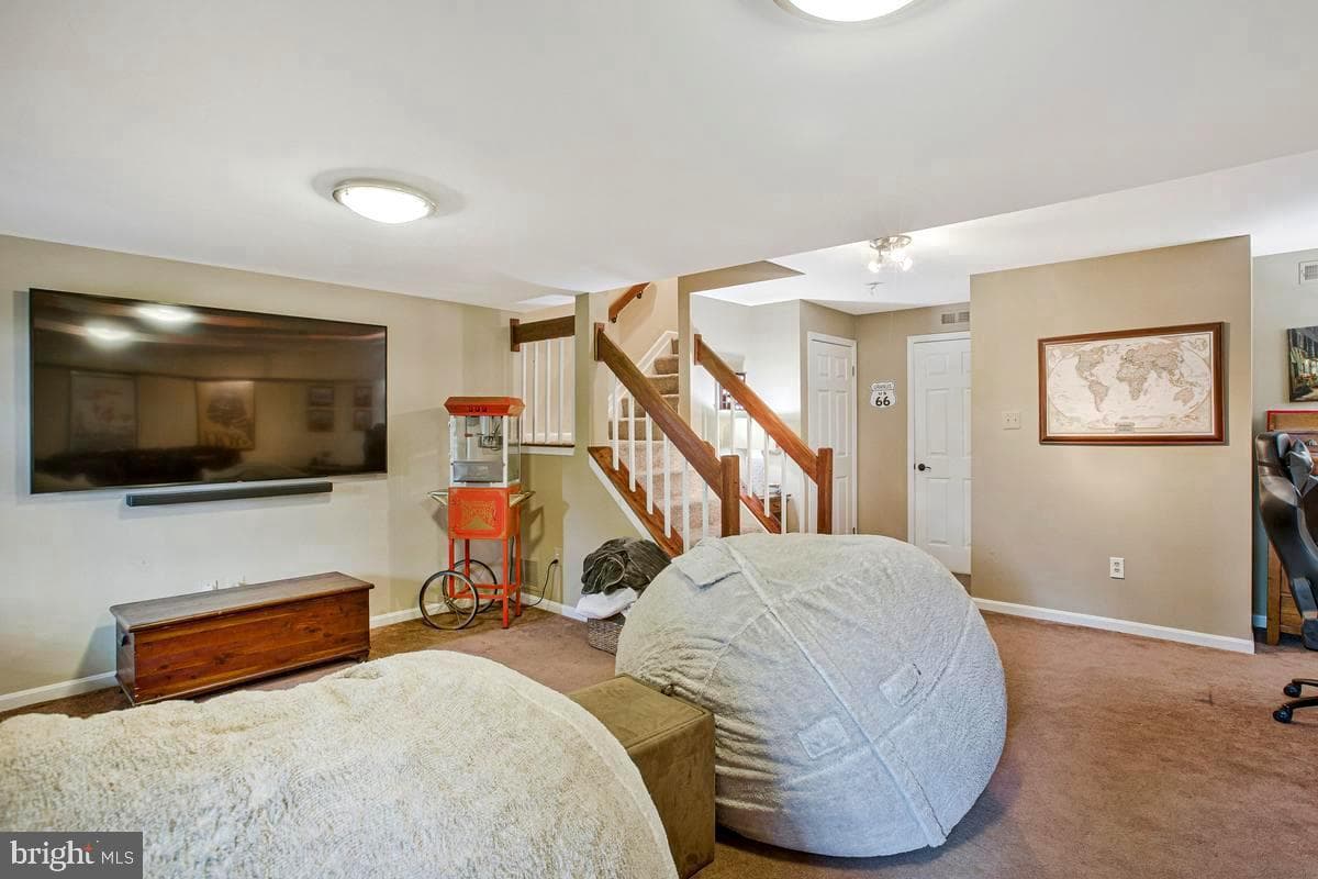 8006 Green Valley Lane photo 26