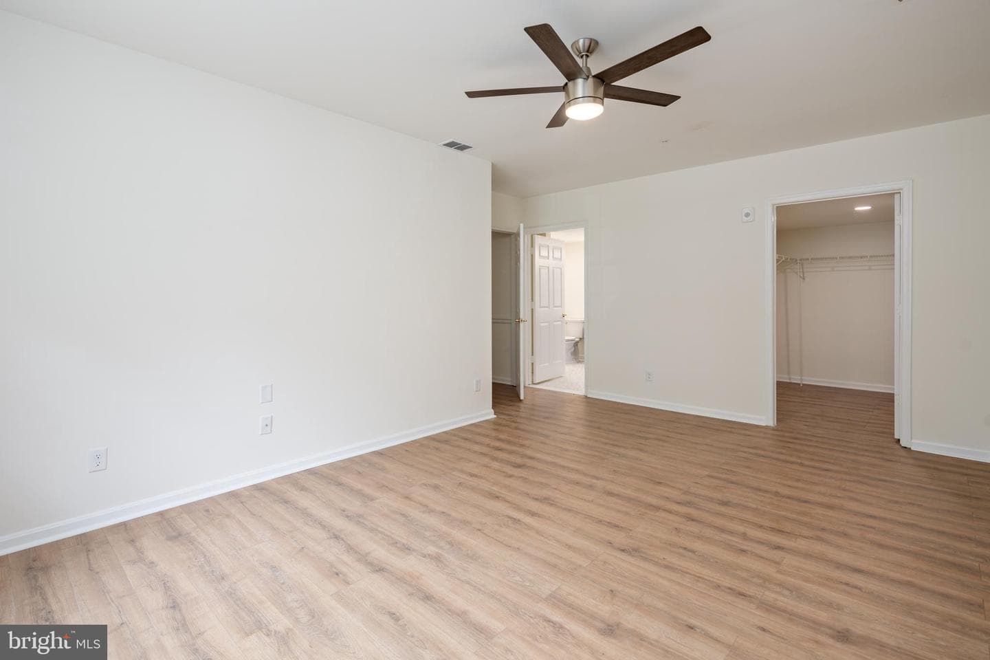 200 Belmont Forest Court #101 photo 17