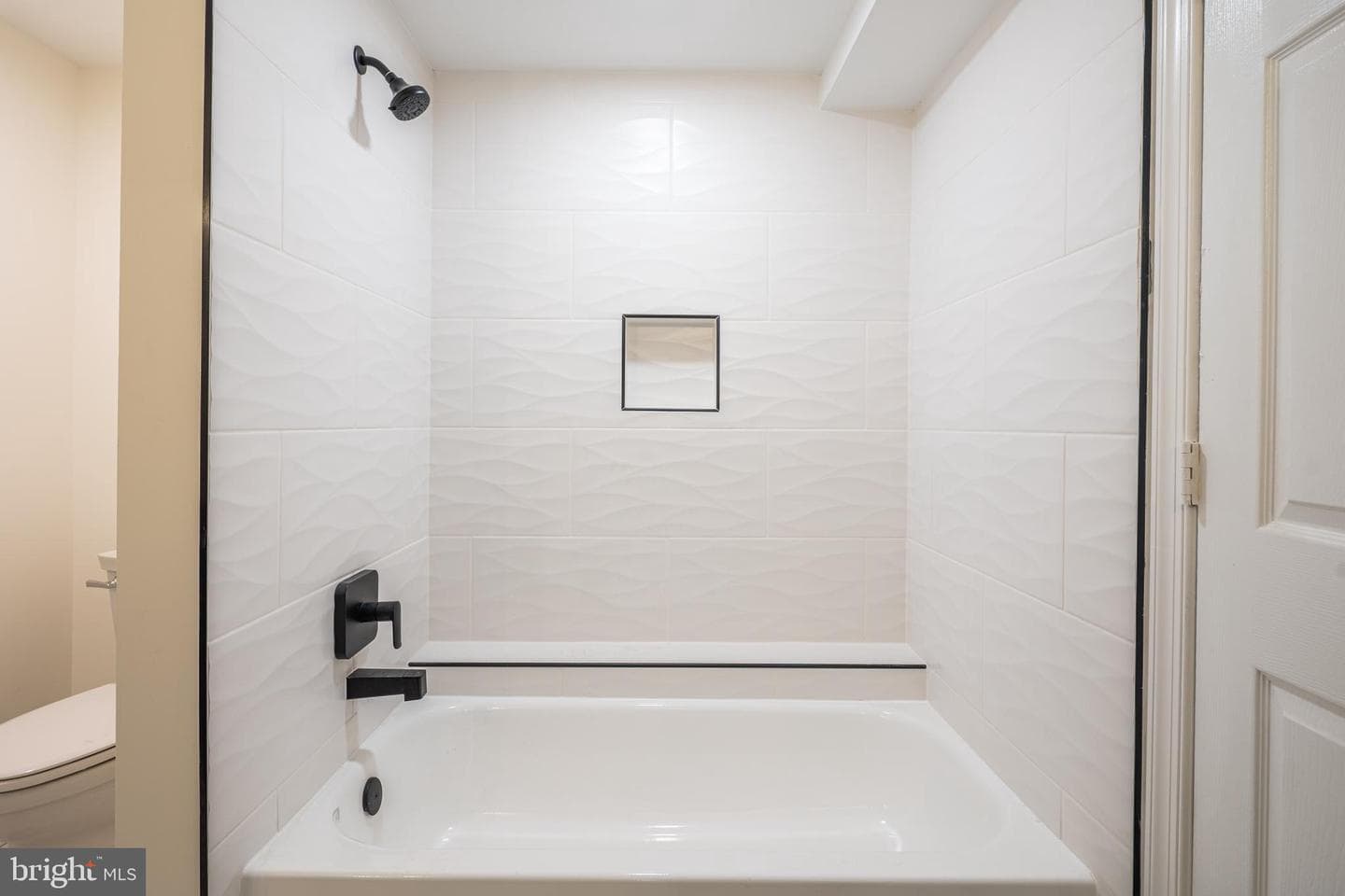200 Belmont Forest Court #101 photo 31