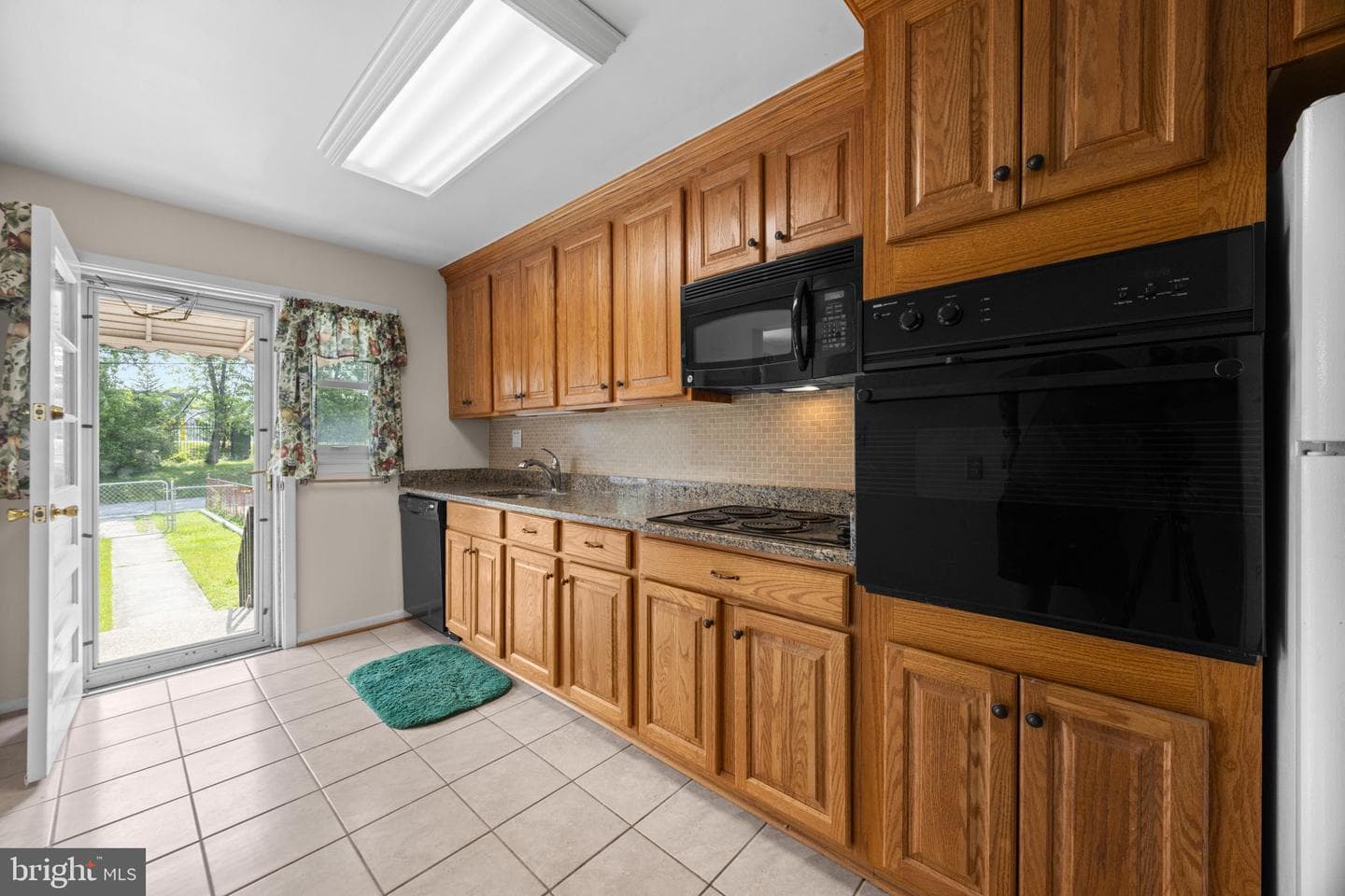 8549 Harris Avenue photo 10