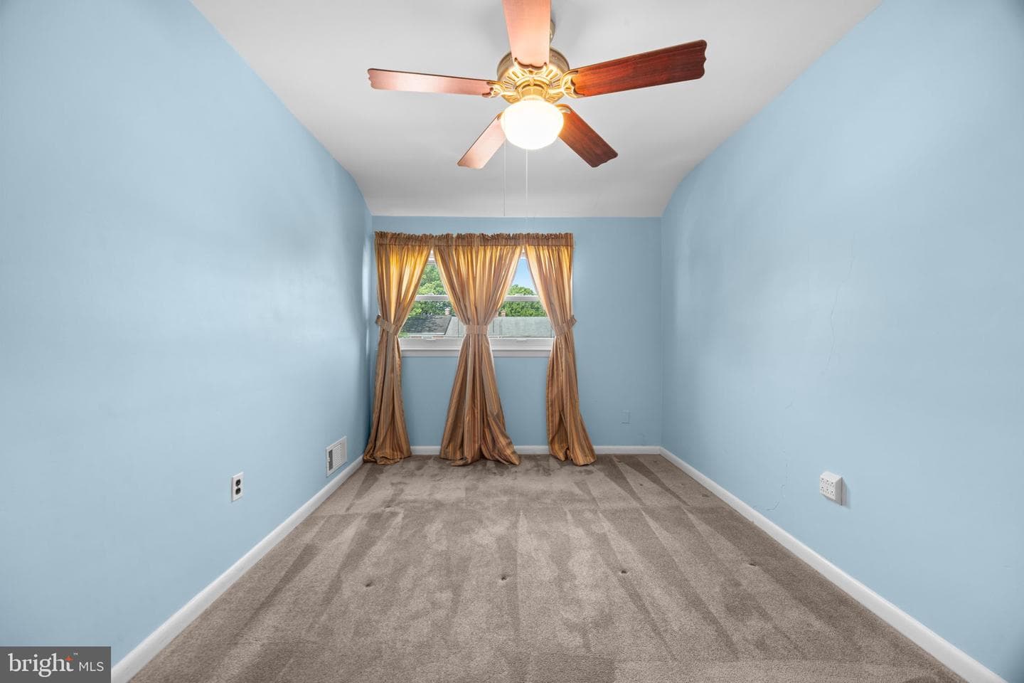8549 Harris Avenue photo 18