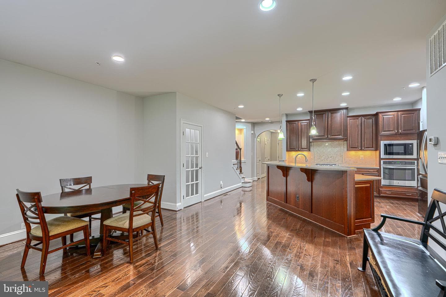 8608 Springvale Drive photo 18