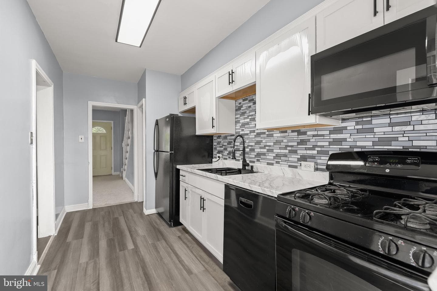 6105 Frederick Road photo 16
