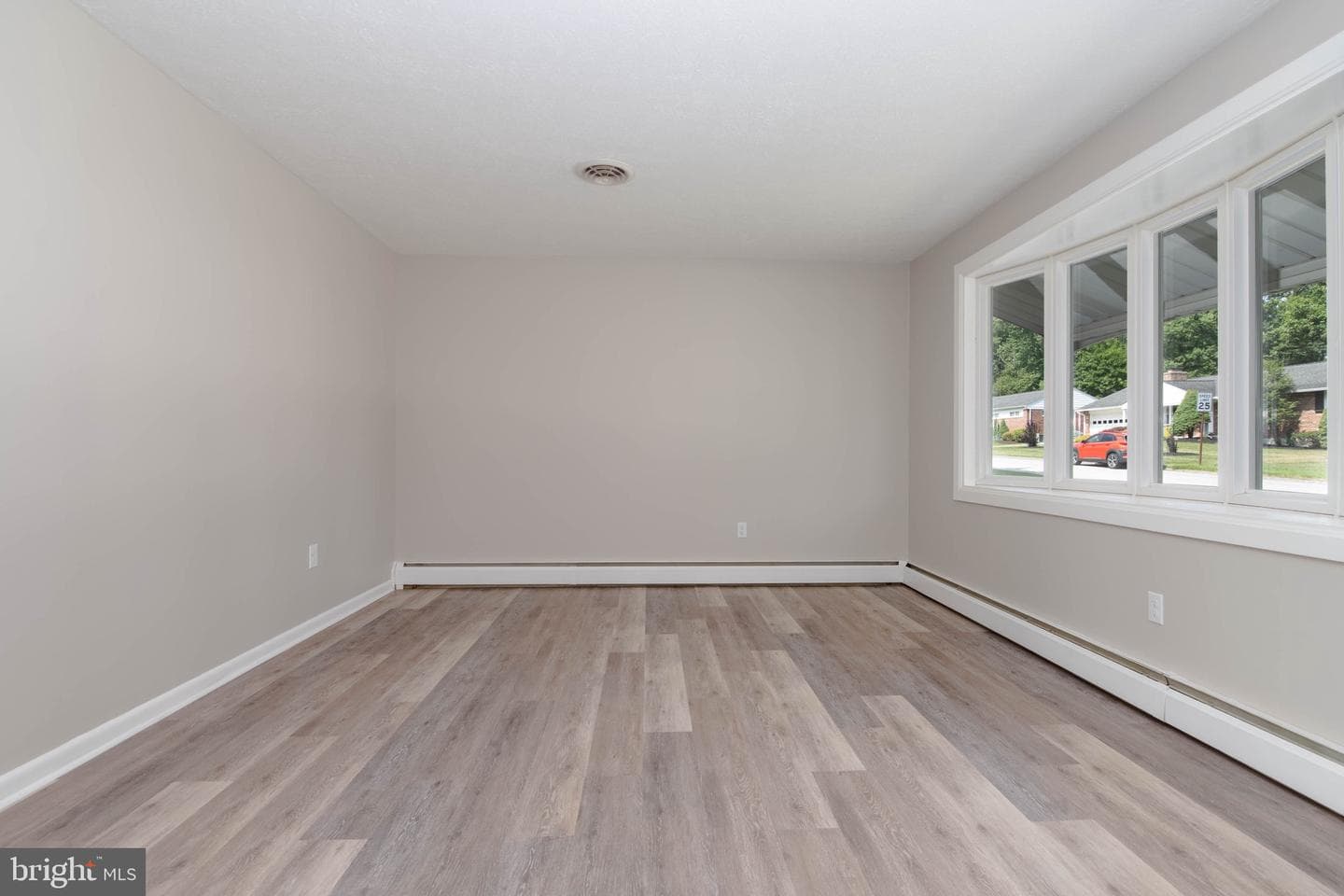 9825 Richlyn Drive photo 22