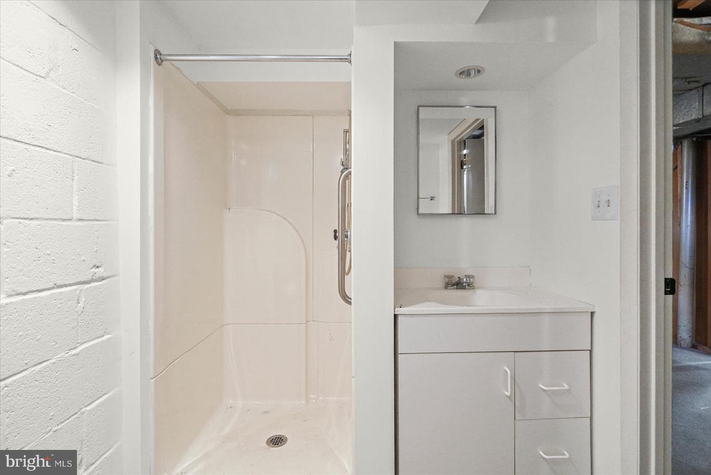 8113 Glen Gary Road photo 26