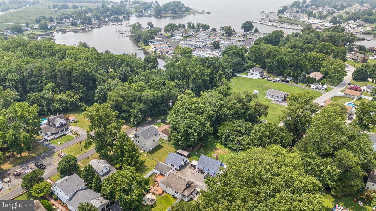 8011 Shore Road photo 39