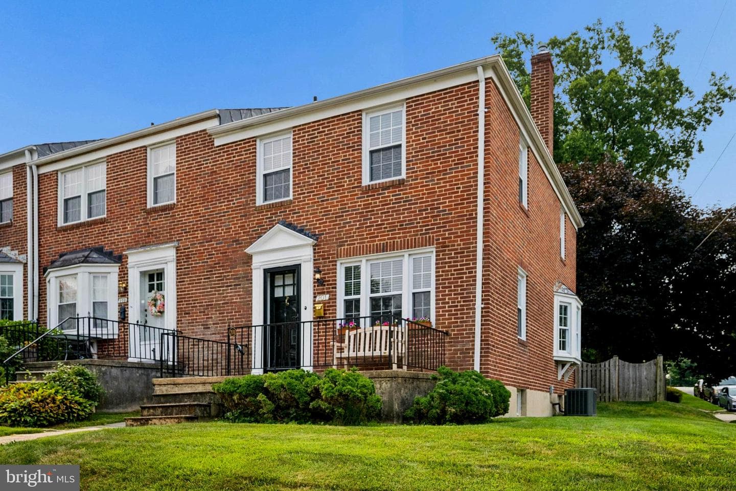 201 Brandon Road photo 1