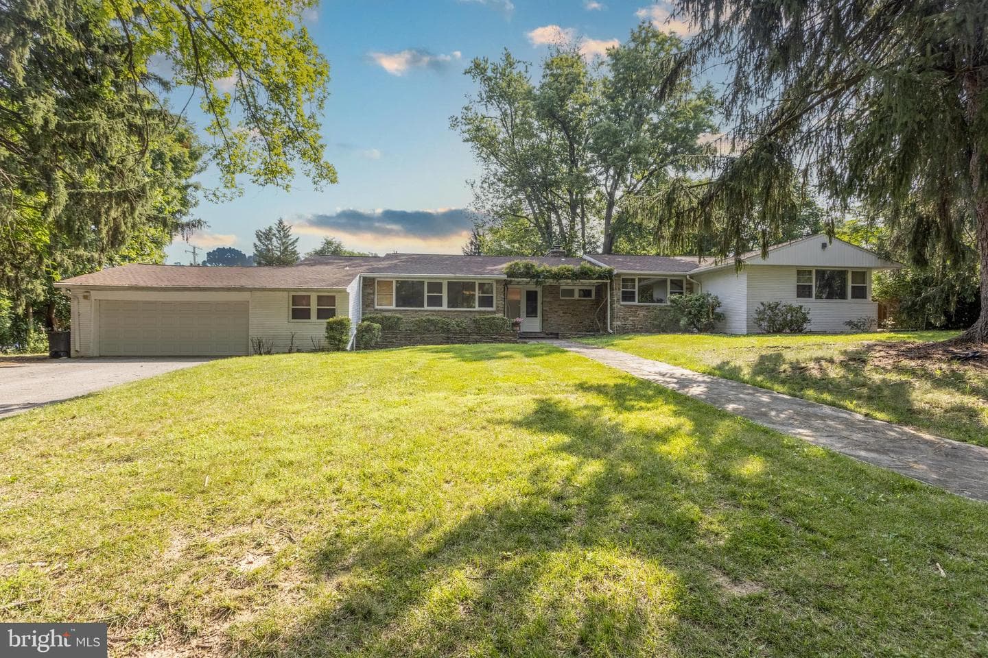 3403 Overbrook Road photo 1