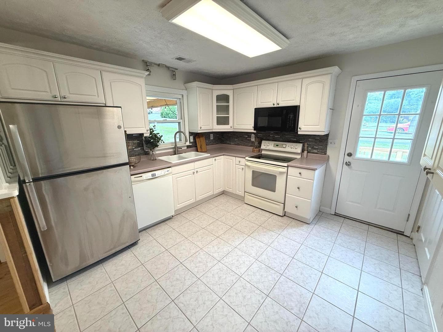 1418 Spring Avenue photo 15