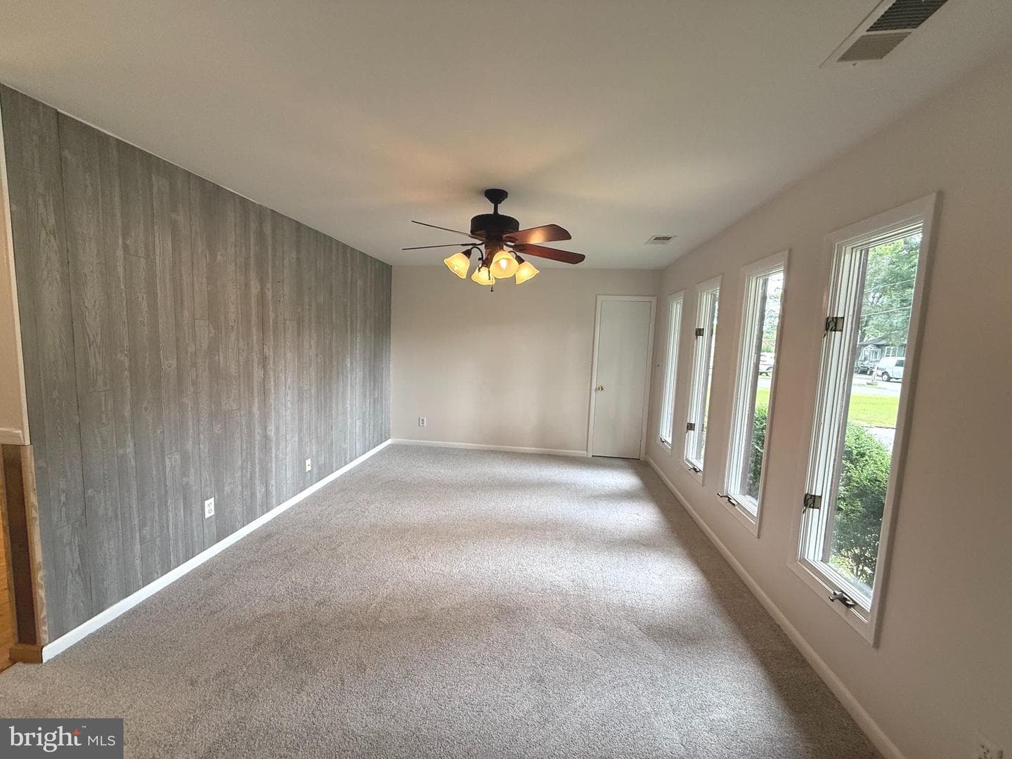 1418 Spring Avenue photo 24