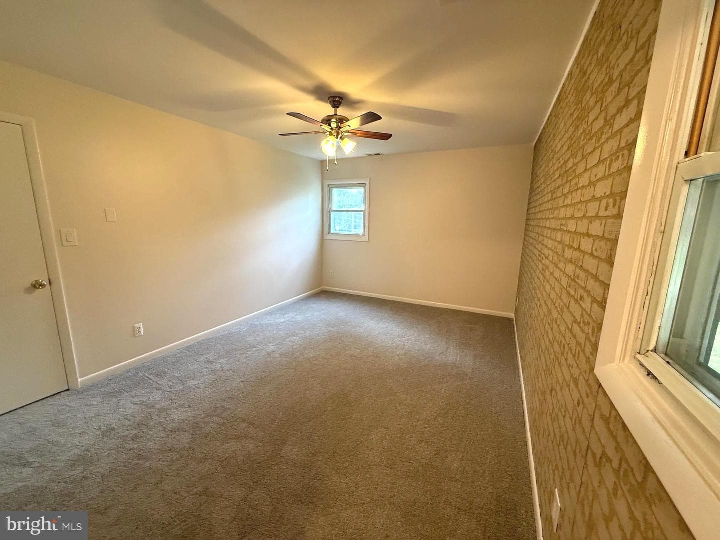 1418 Spring Avenue photo 27