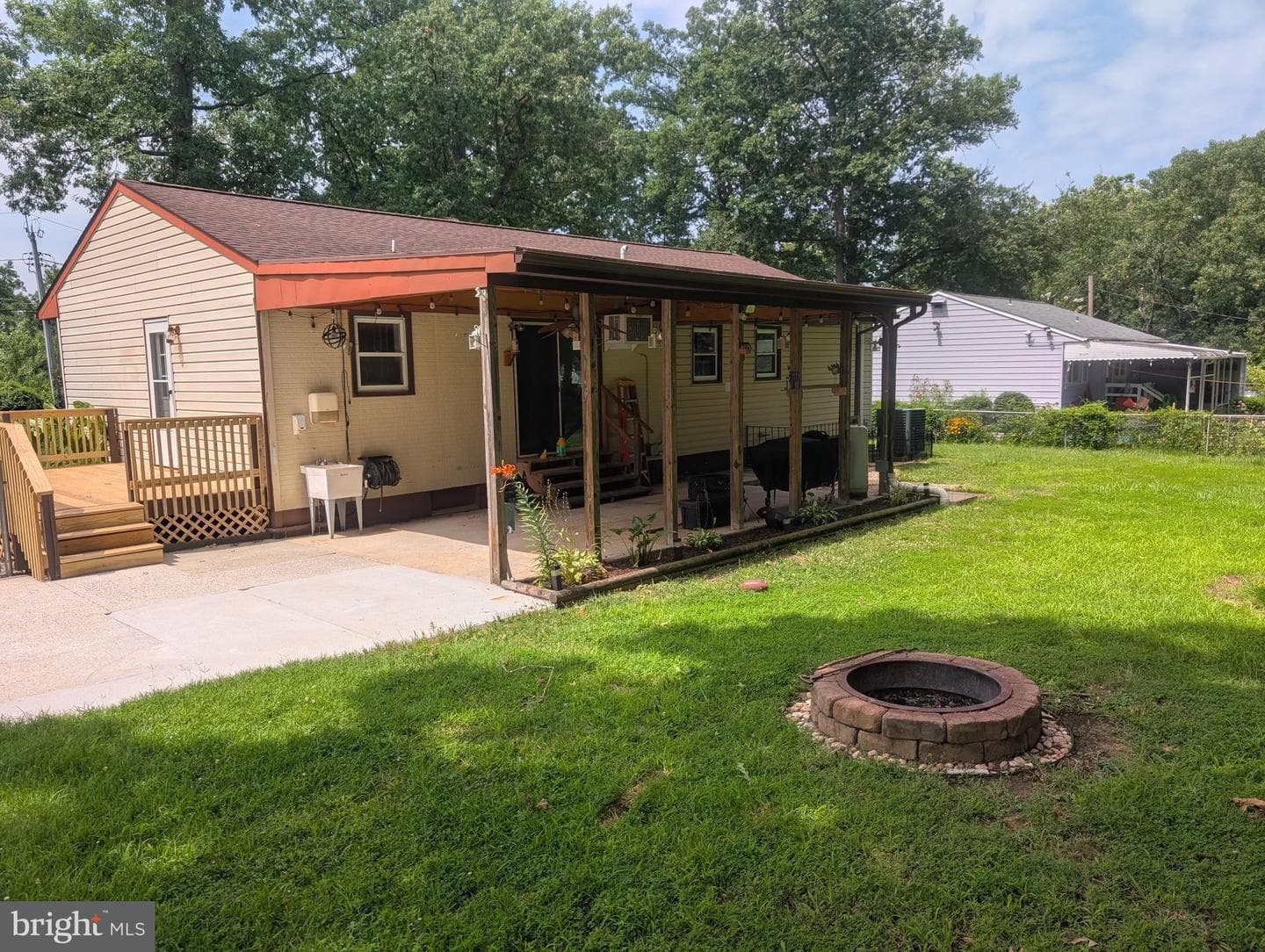 1418 Spring Avenue photo 7