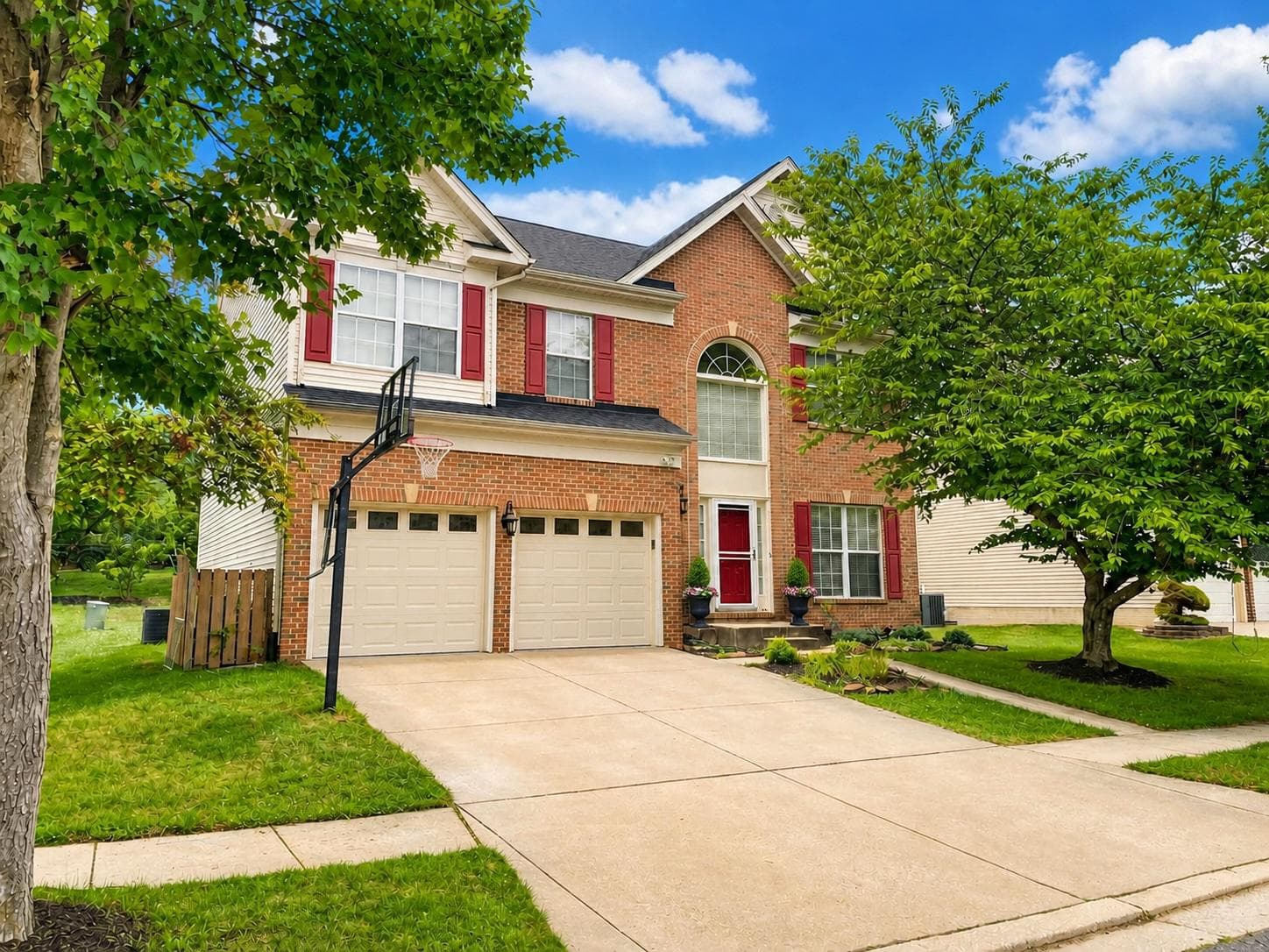 7809 Reston Lane photo 1