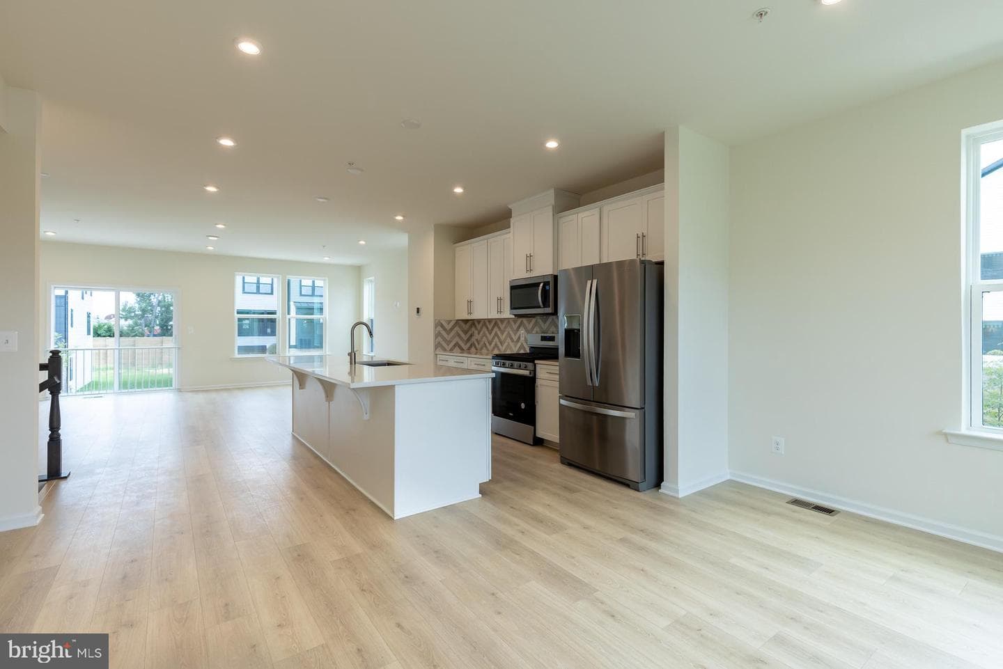 1823 Constellation Drive photo 8