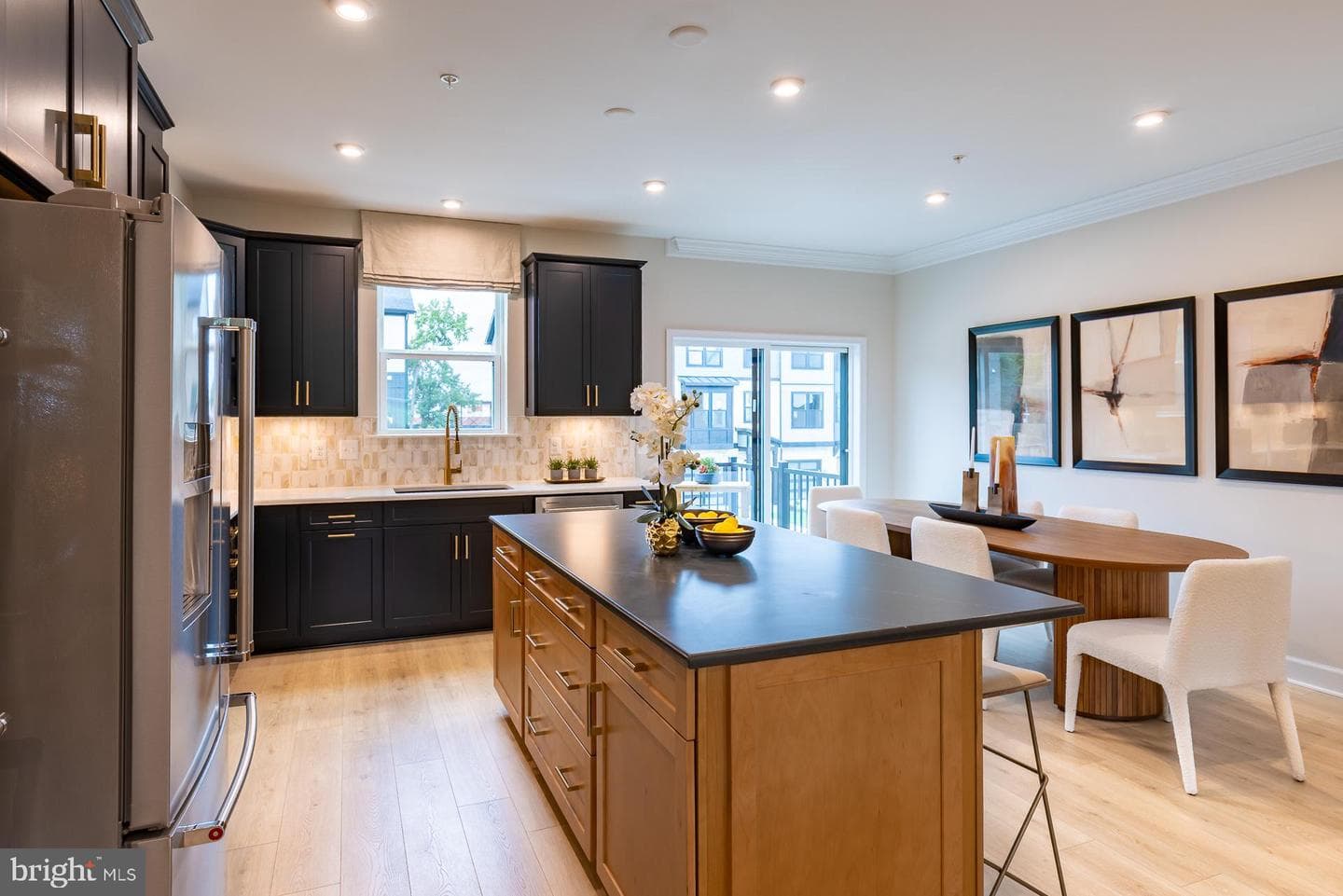 1821 Constellation Drive photo 4