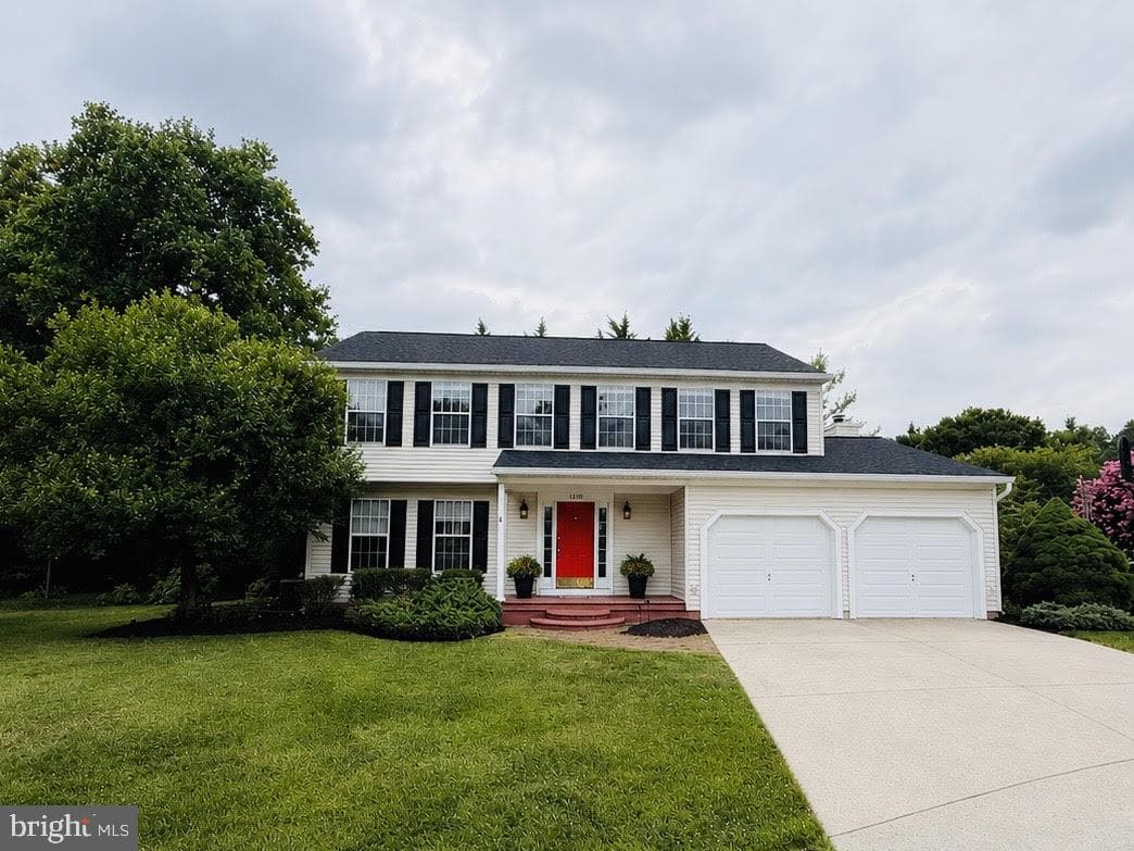 1210 Maple Leaf Court photo 1